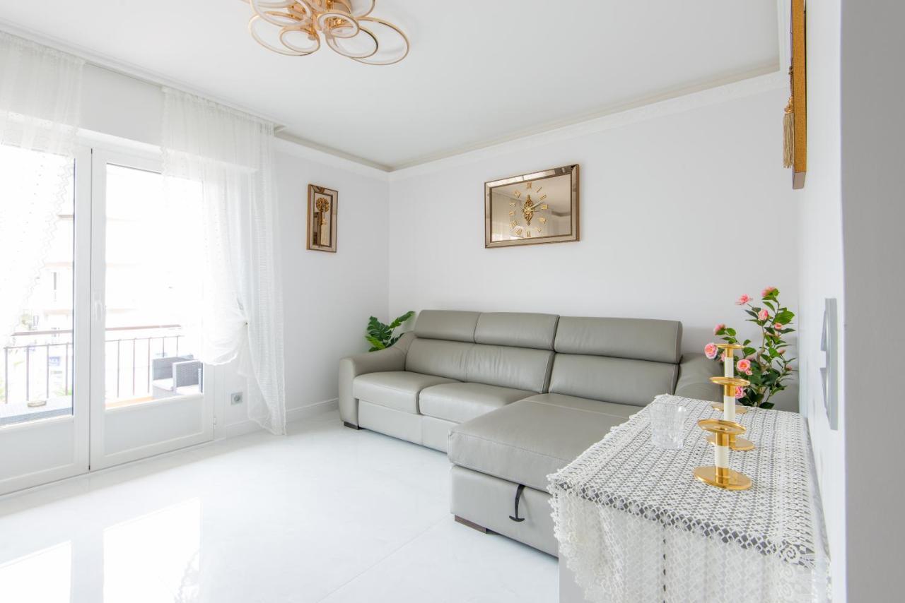 La Perle Bleue - Central - Vue Mer - Wifi โรกบรูน-กัป-มาร์แต็ง ภายนอก รูปภาพ