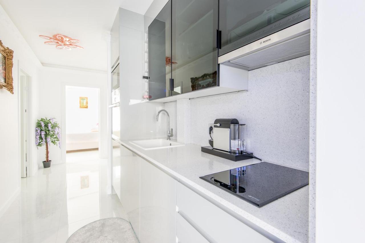 La Perle Bleue - Central - Vue Mer - Wifi โรกบรูน-กัป-มาร์แต็ง ภายนอก รูปภาพ